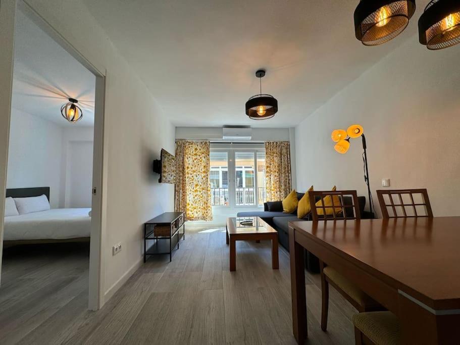 Shelter In Malaga - C1 Apartment Bagian luar foto