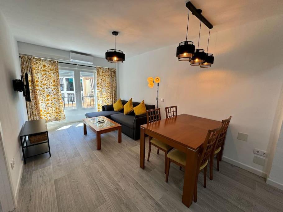 Shelter In Malaga - C1 Apartment Bagian luar foto